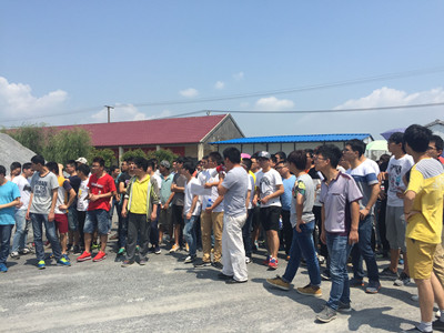 南京交院师生来路面项目二部后场参观学习