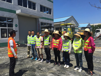 南部路桥工会开展部门交流体验活动