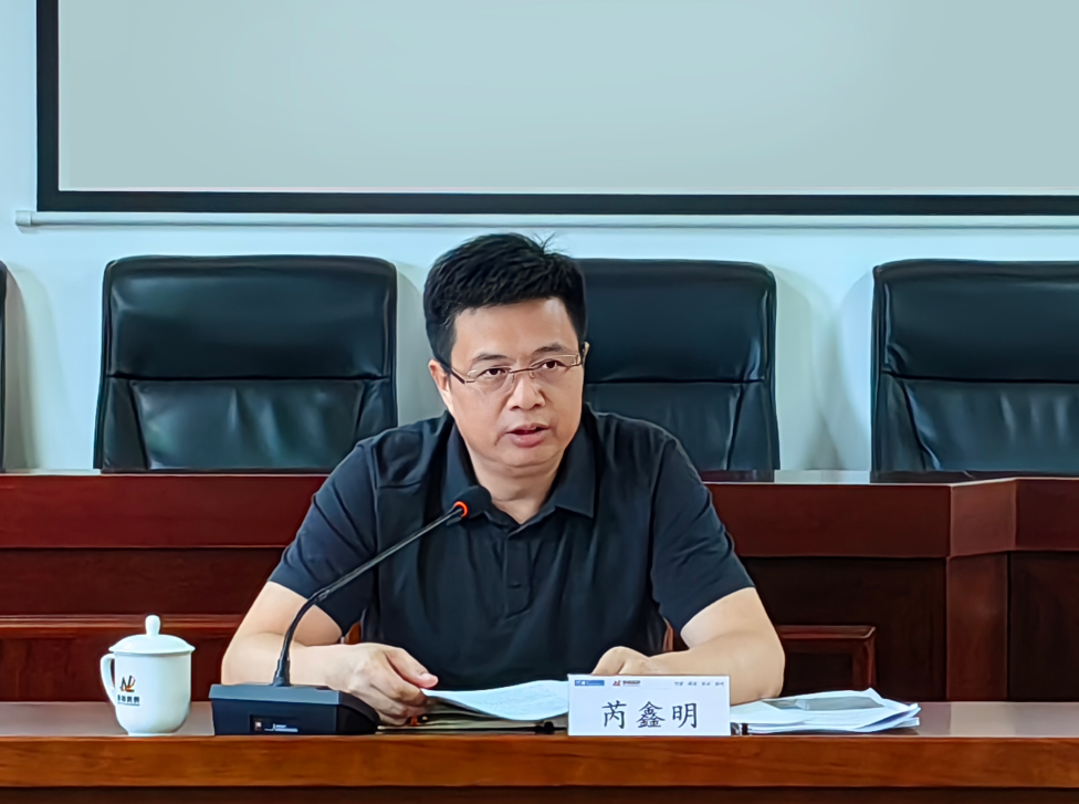 聚焦发展 “关键点” 共谋提质新路径——建发集团董事长芮鑫明与南部路桥深入座谈谋发展