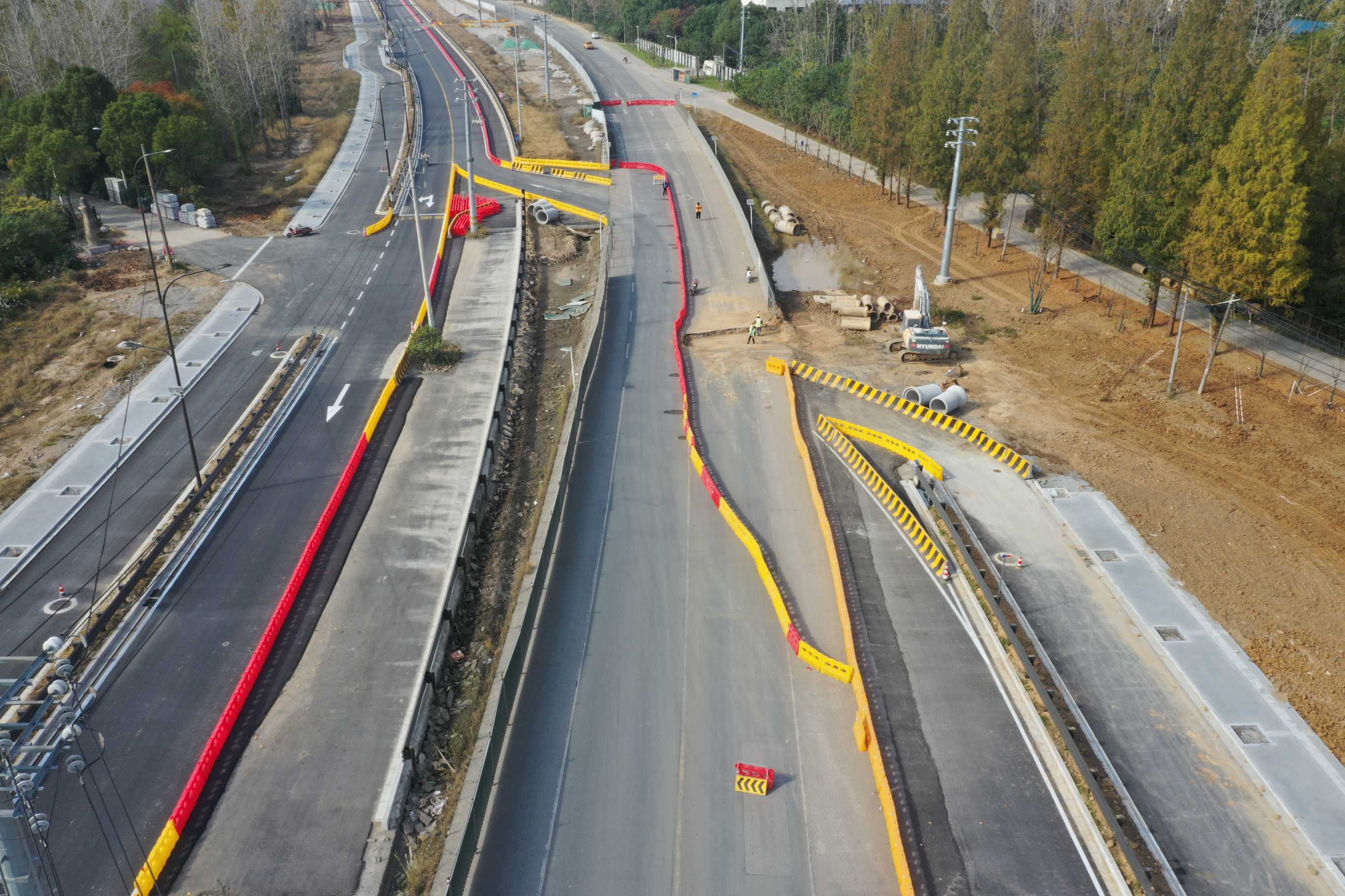 1763453258363711.jpg 1763453258363711.jpg