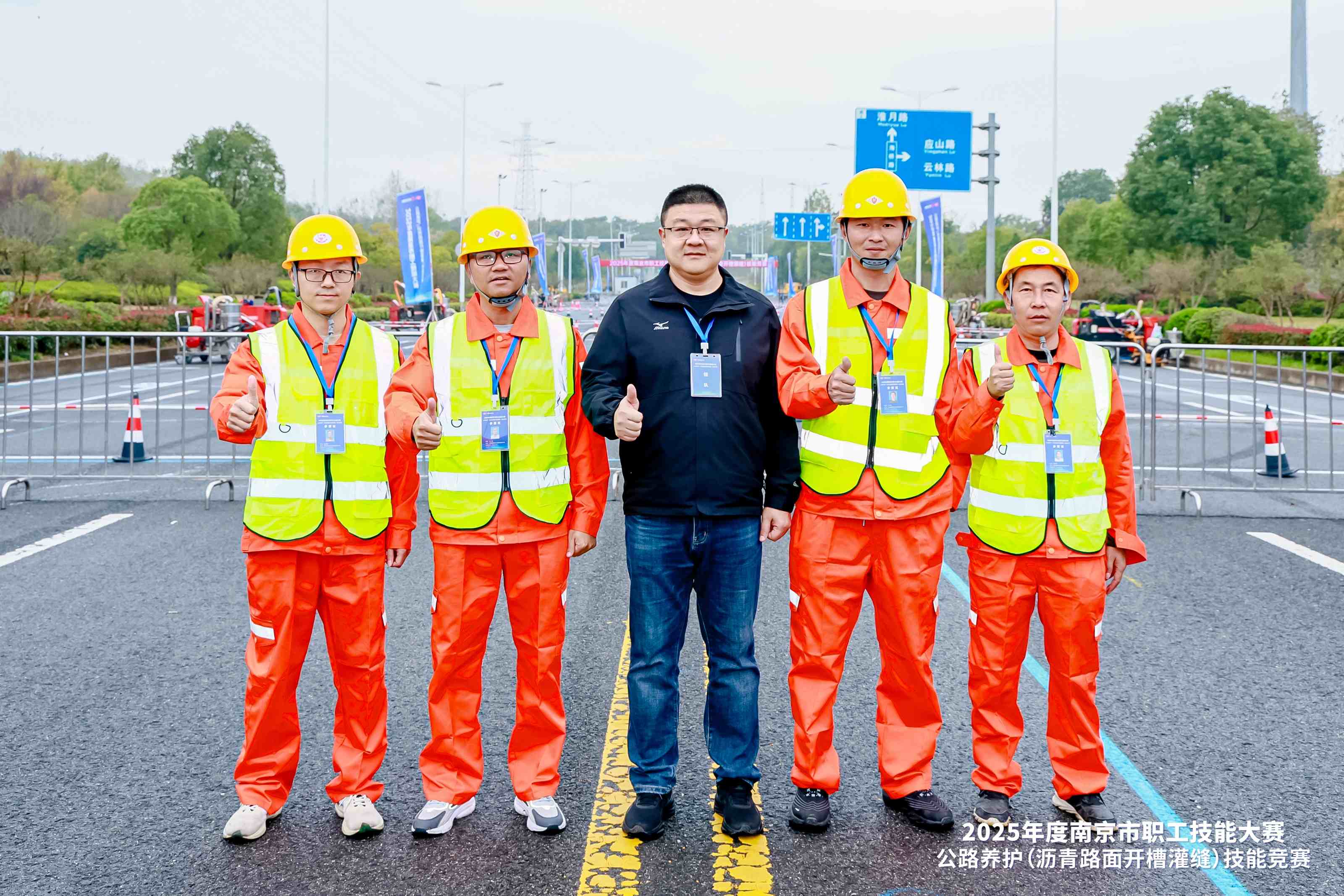 1763694999131529.jpg 1763694999131529.jpg