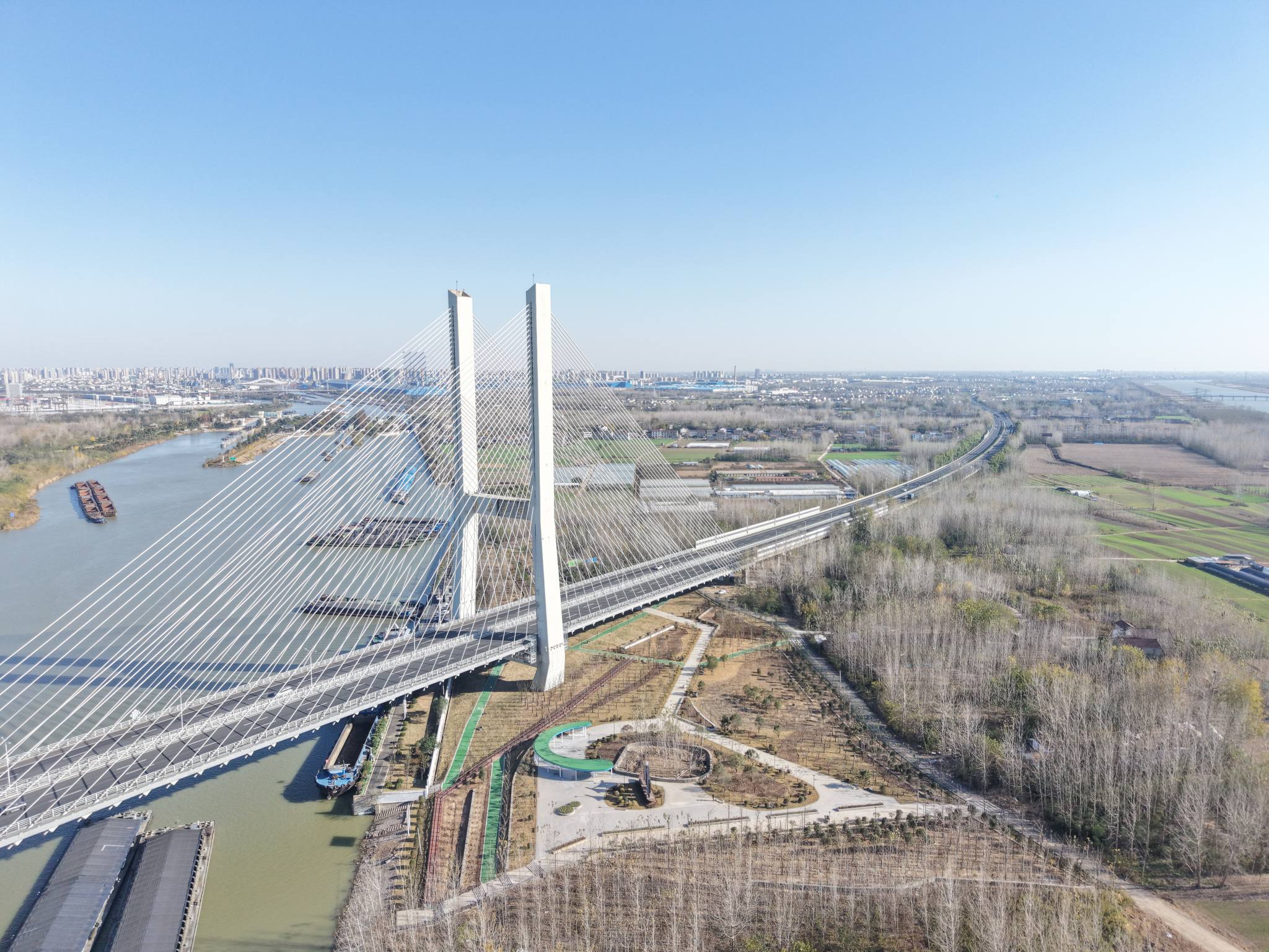 1764657086103677.jpg 1764657086103677.jpg