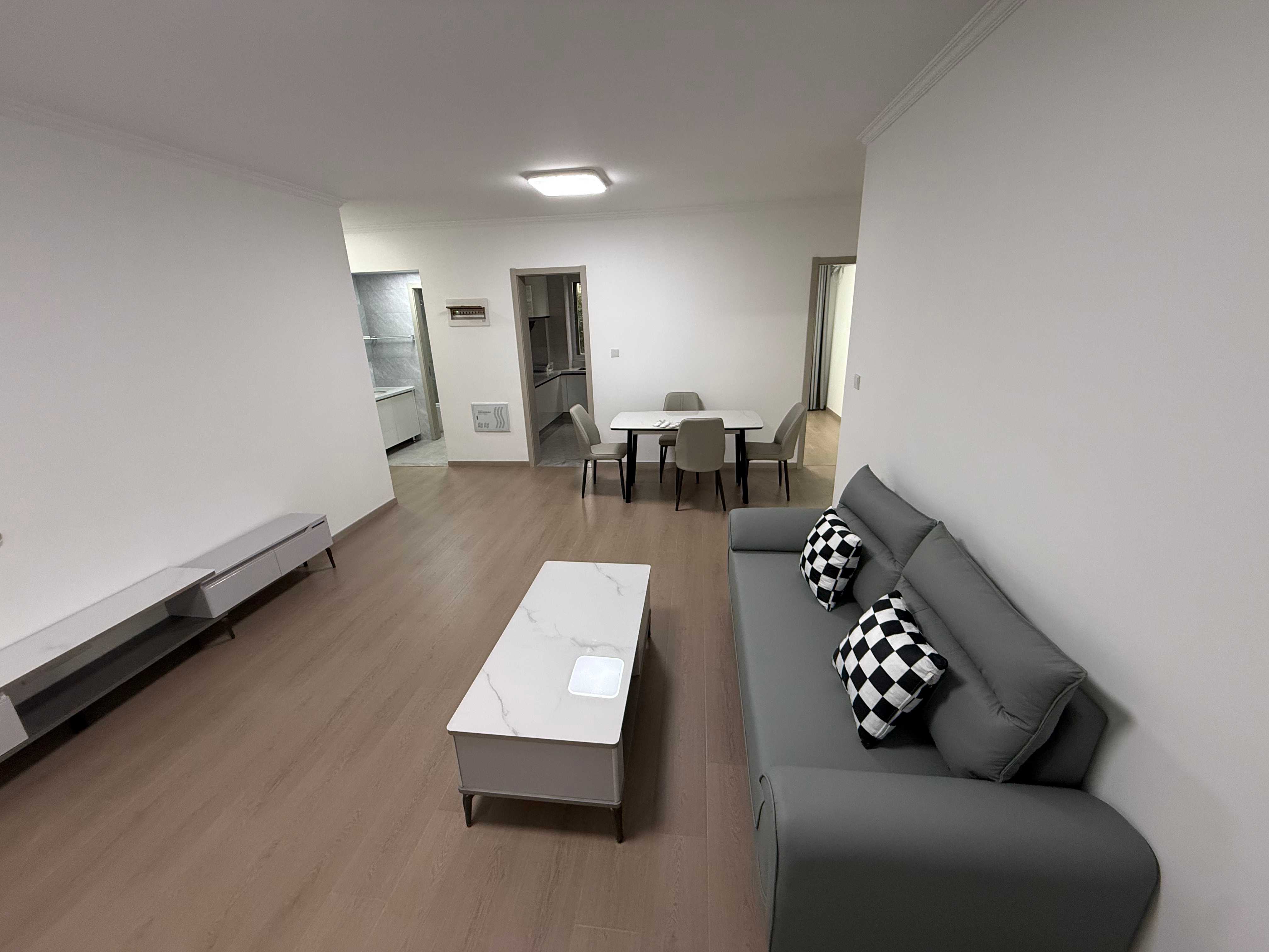 1769416729328693.jpg 1769416729328693.jpg